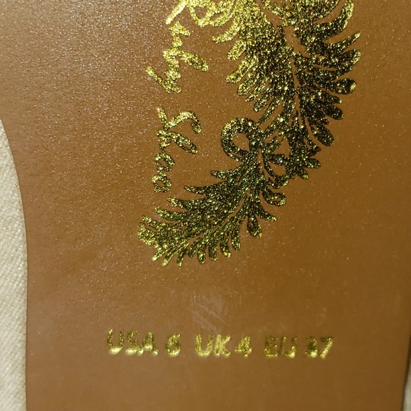 Ruby Shoo - Picture 8 of 8